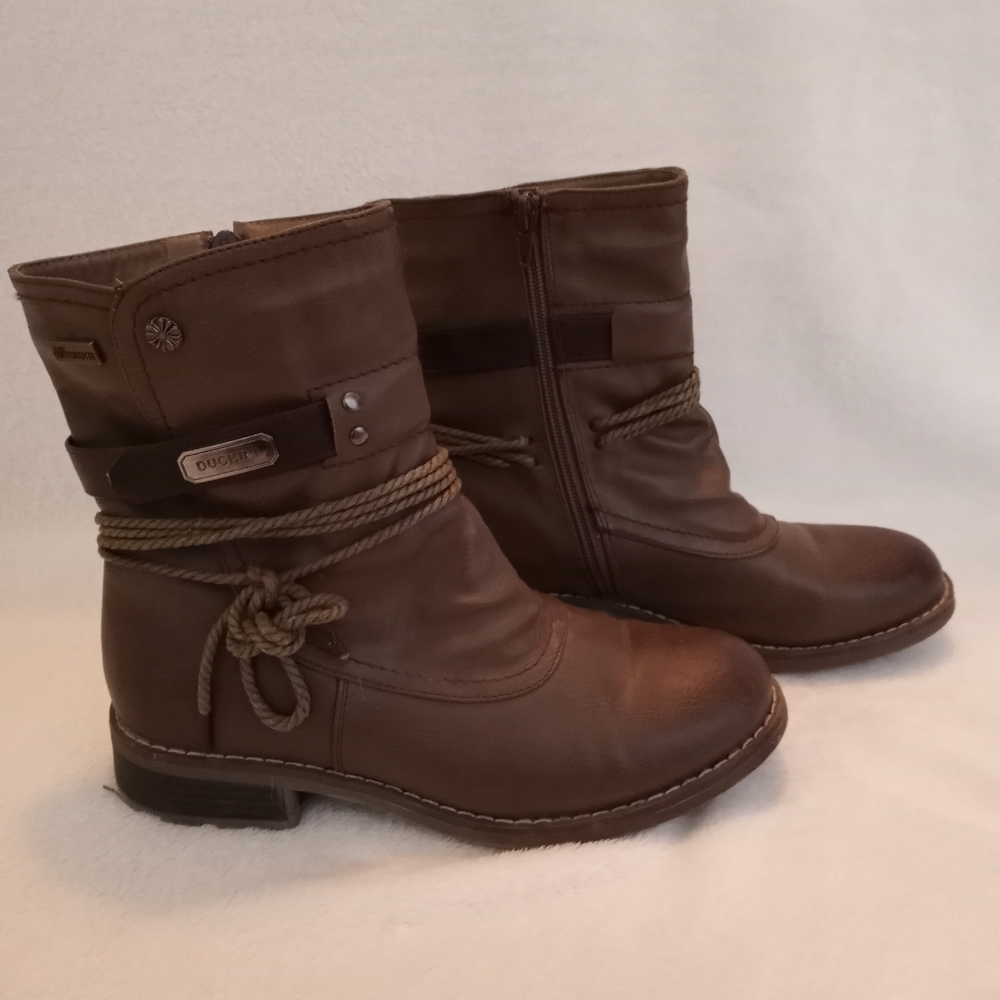 Size 9 Brown Zip Ankle Boots